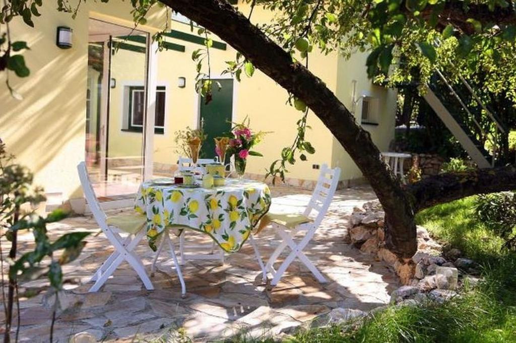 Romantic Cottage Pitten Екстериор снимка